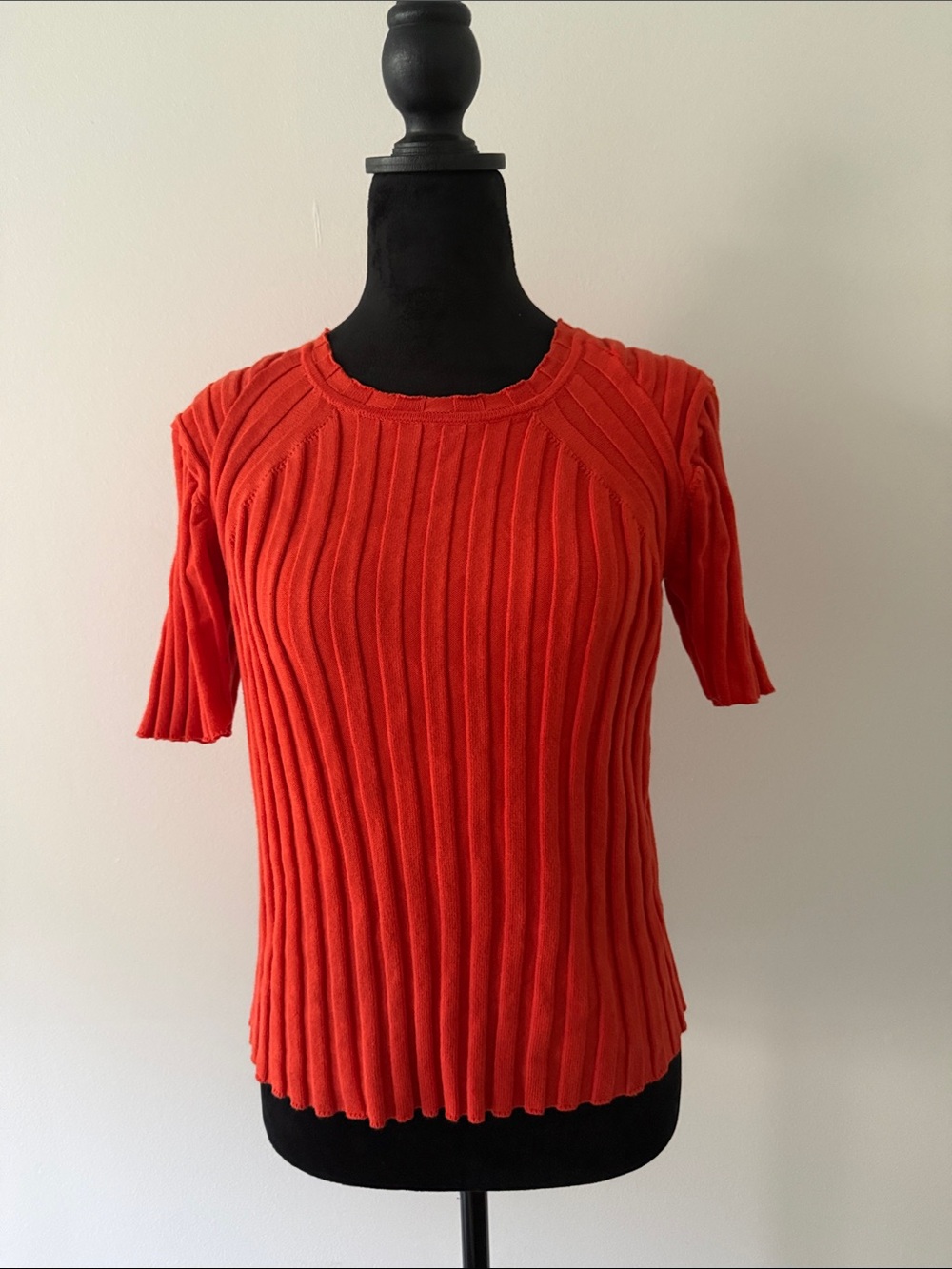 Women's Short-Sleeve Ribbed Knit Top - Red